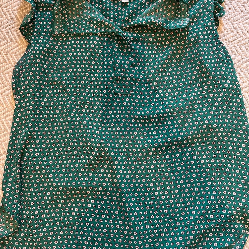 LOFT Green Floral Sleeveless Blouse